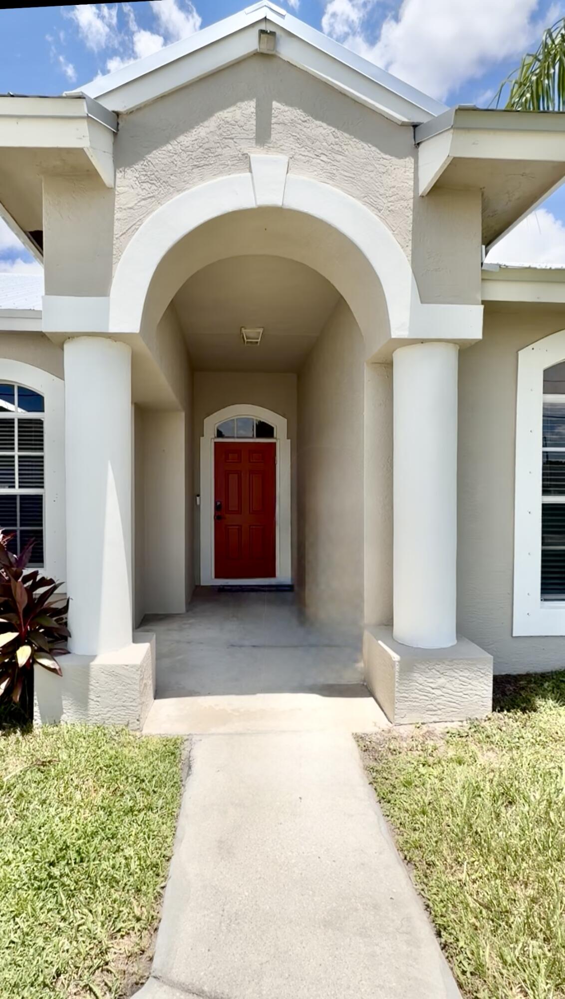 PORT ST LUCIE SECTION 33 - Residential