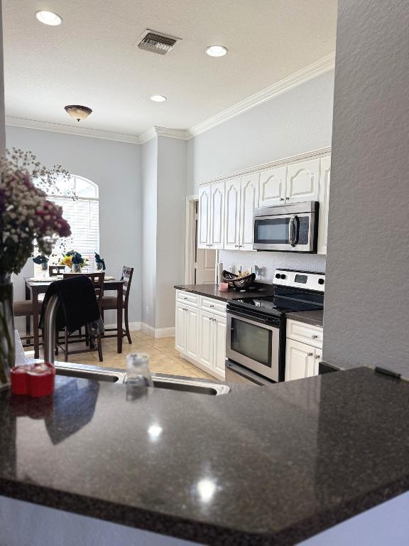 PORT ST LUCIE SECTION 33 - Residential