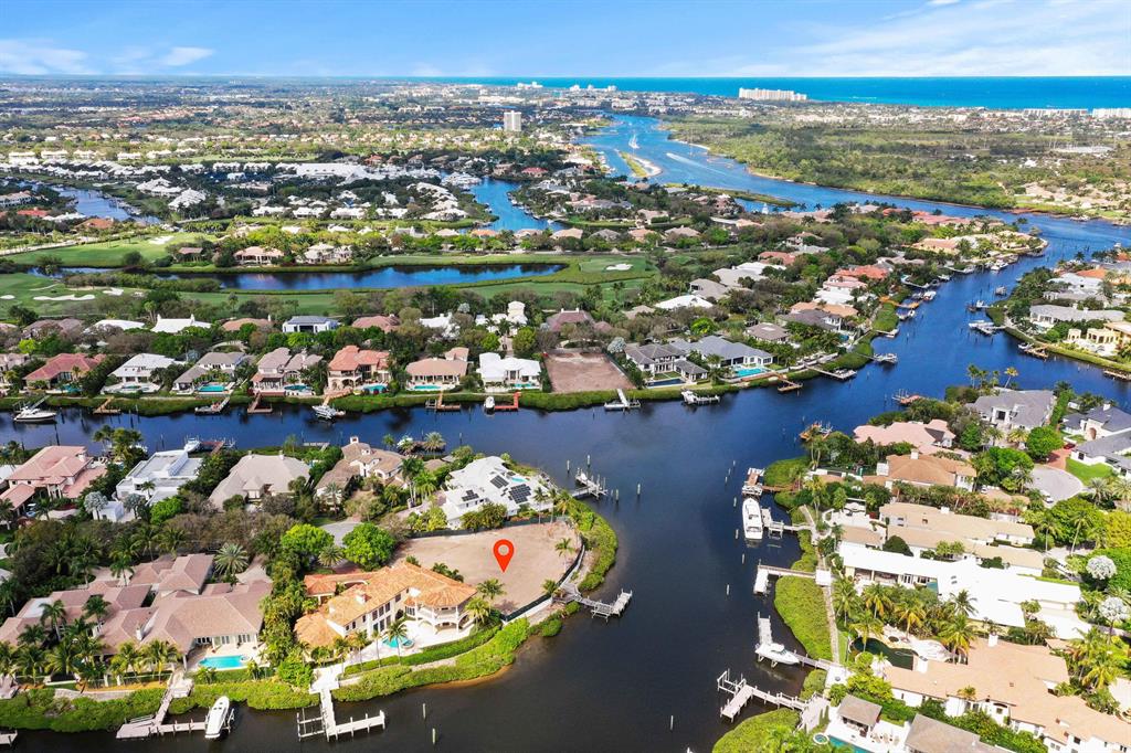 ADMIRALS COVE - Residential