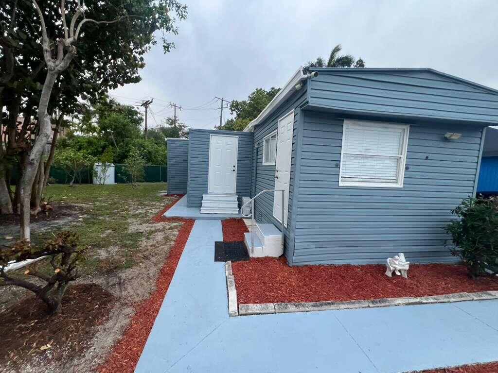 Palm Beach Colony - Residential