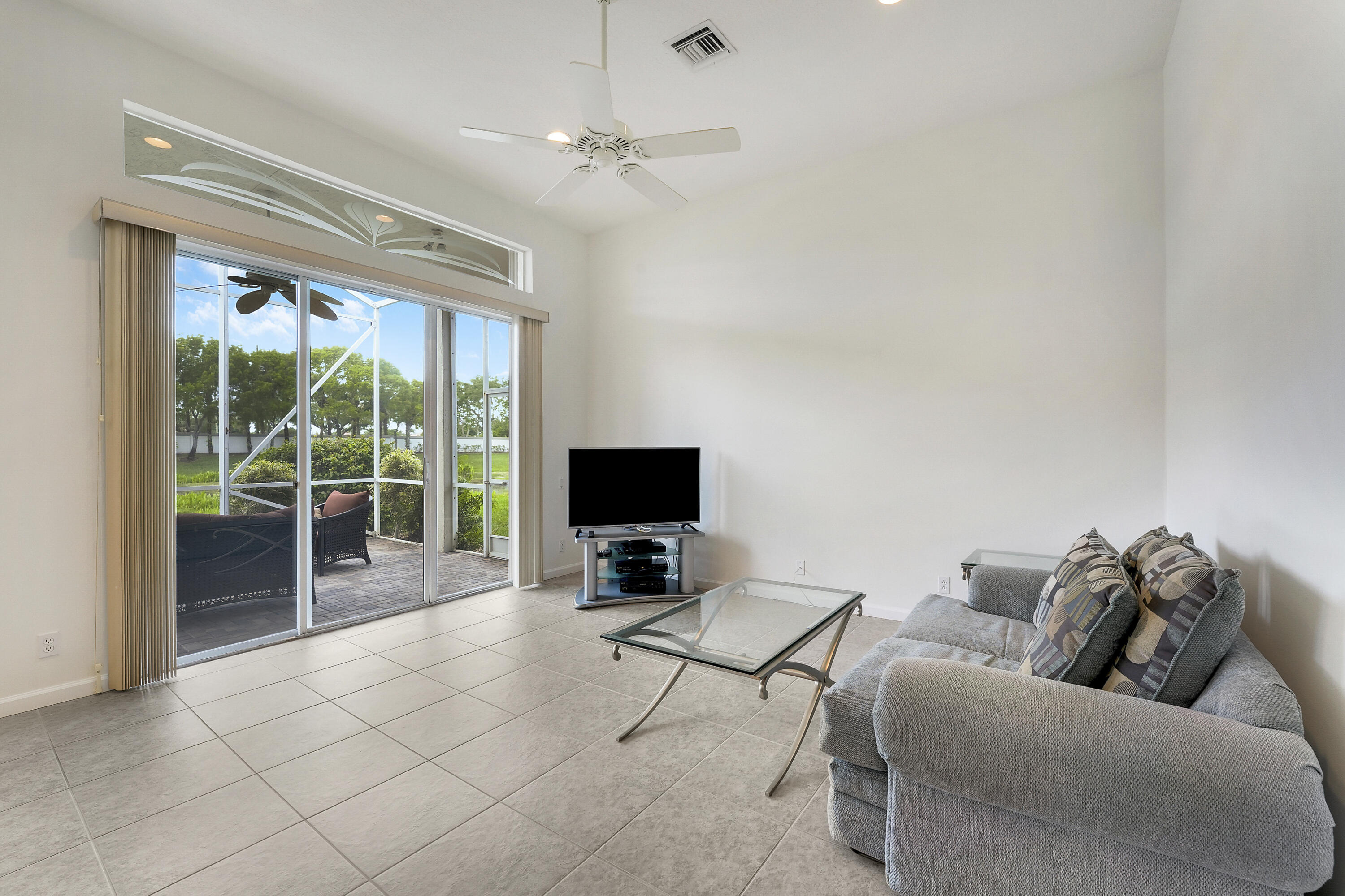 BELLAGGIO, TOWNE PARK - Residential