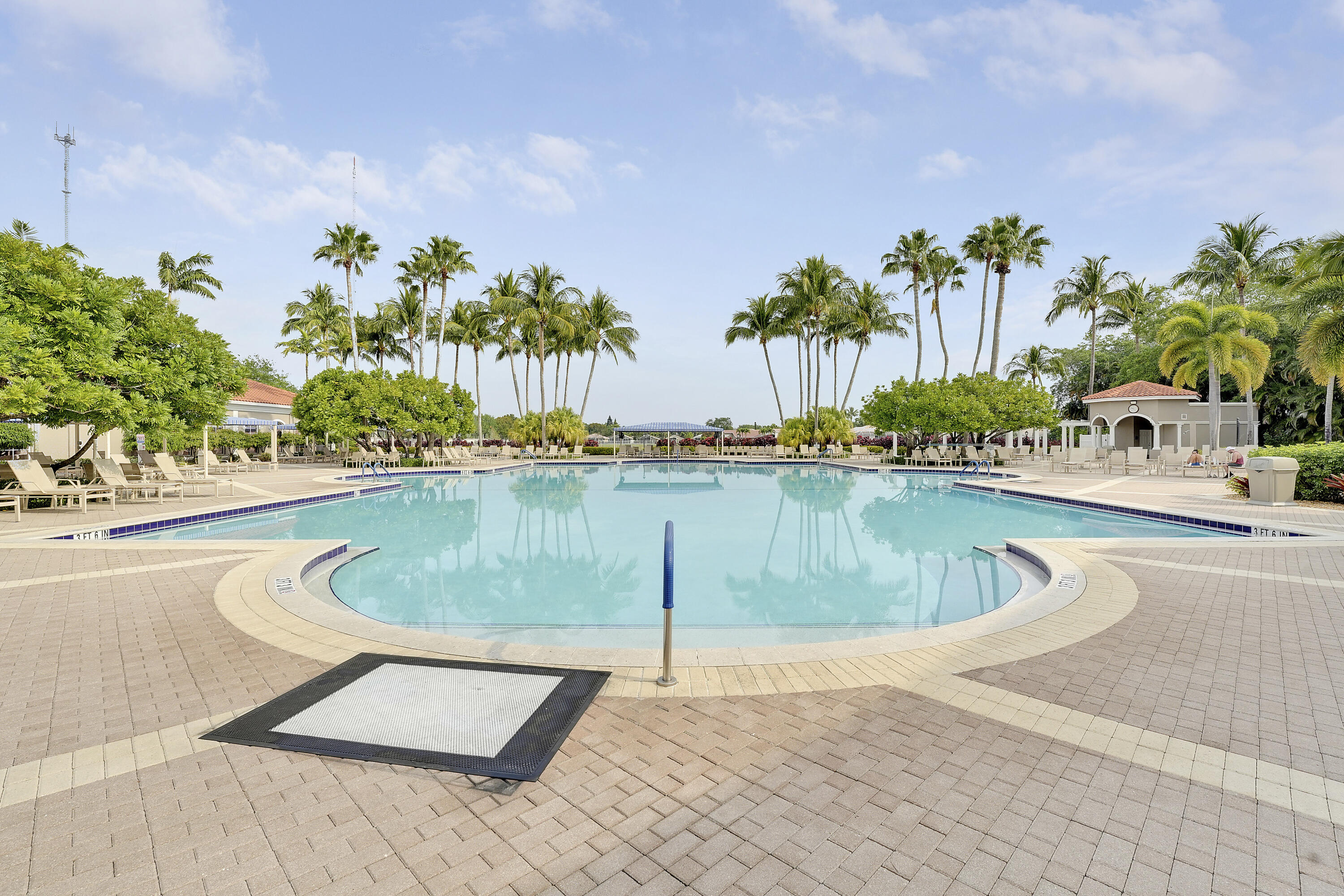 BELLAGGIO, TOWNE PARK - Residential