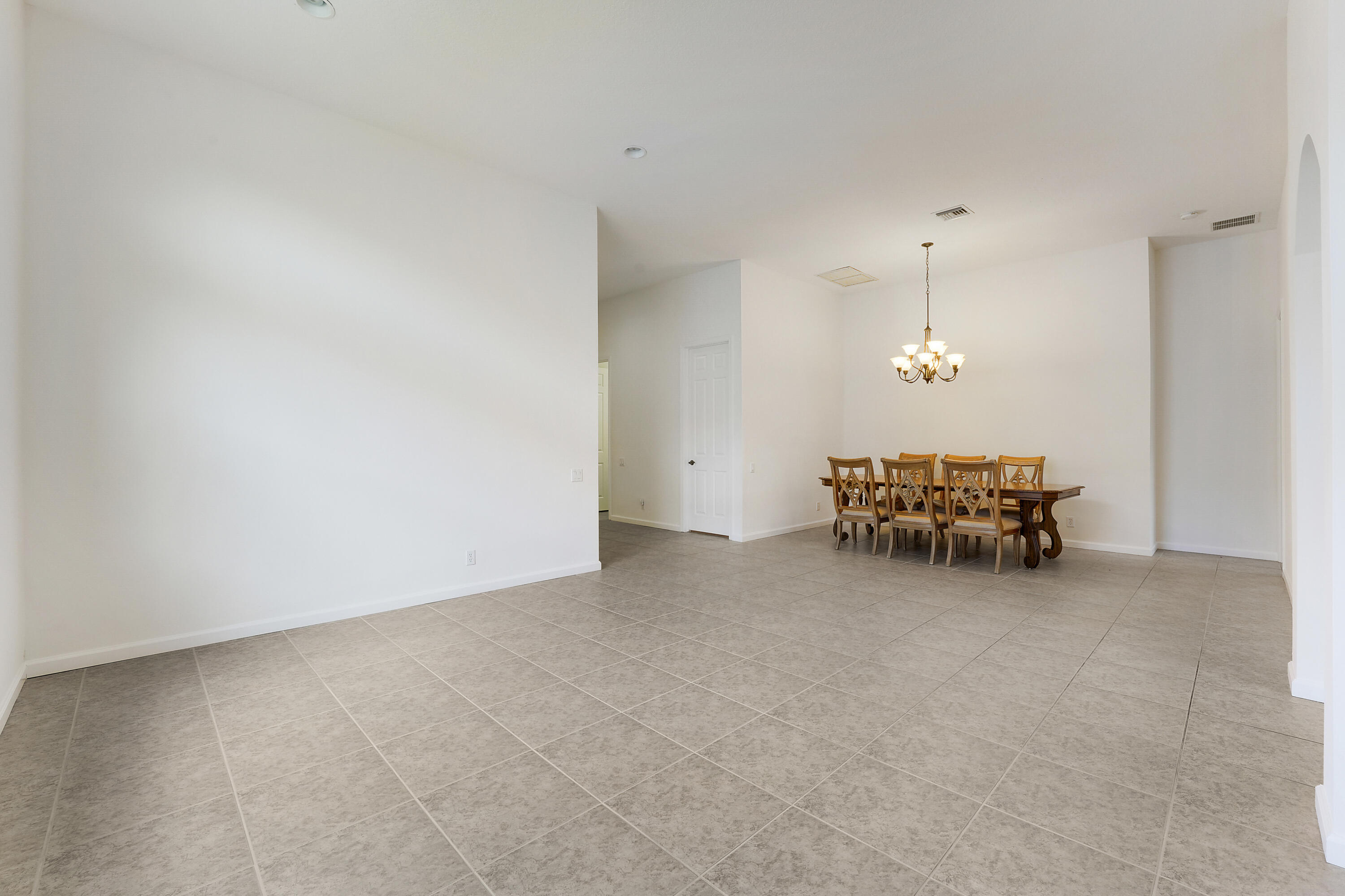 BELLAGGIO, TOWNE PARK - Residential