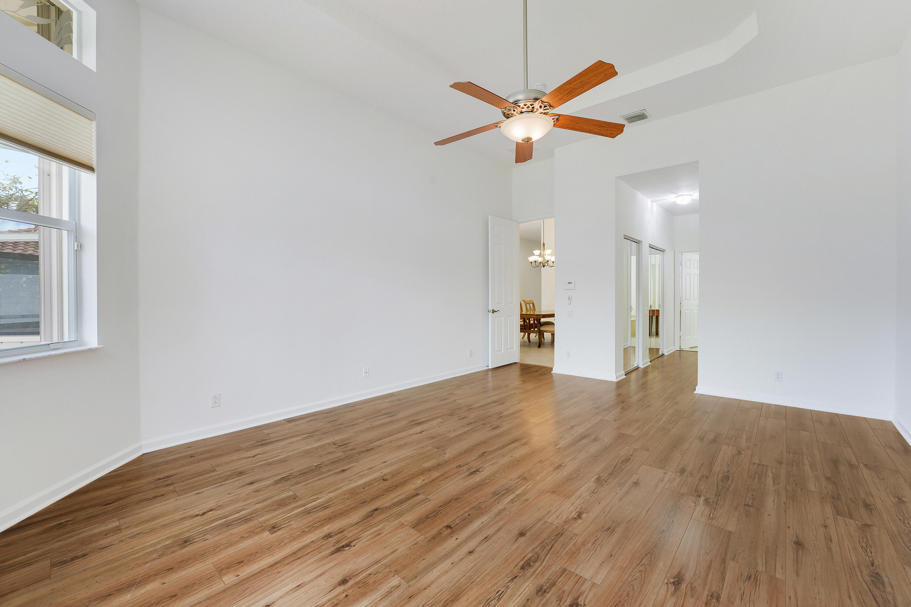 BELLAGGIO, TOWNE PARK - Residential