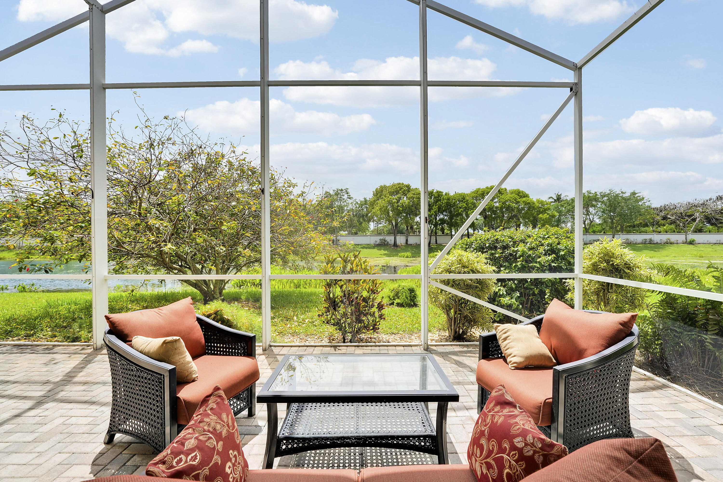 BELLAGGIO, TOWNE PARK - Residential