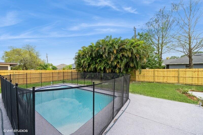 PORT ST LUCIE SECTION 25 - Residential