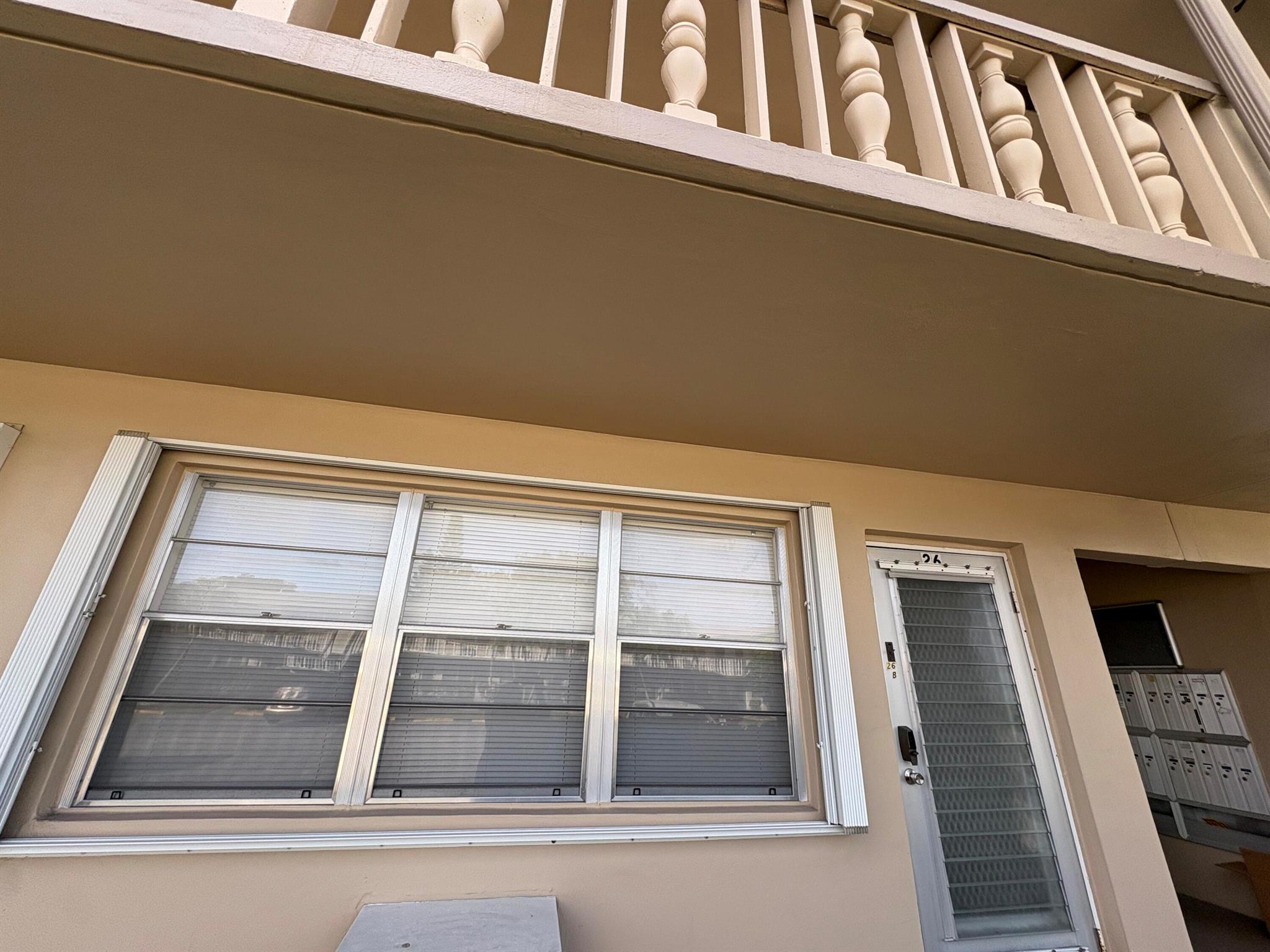 CENTURY VILLAGE/ KINGSWOO - Residential Lease