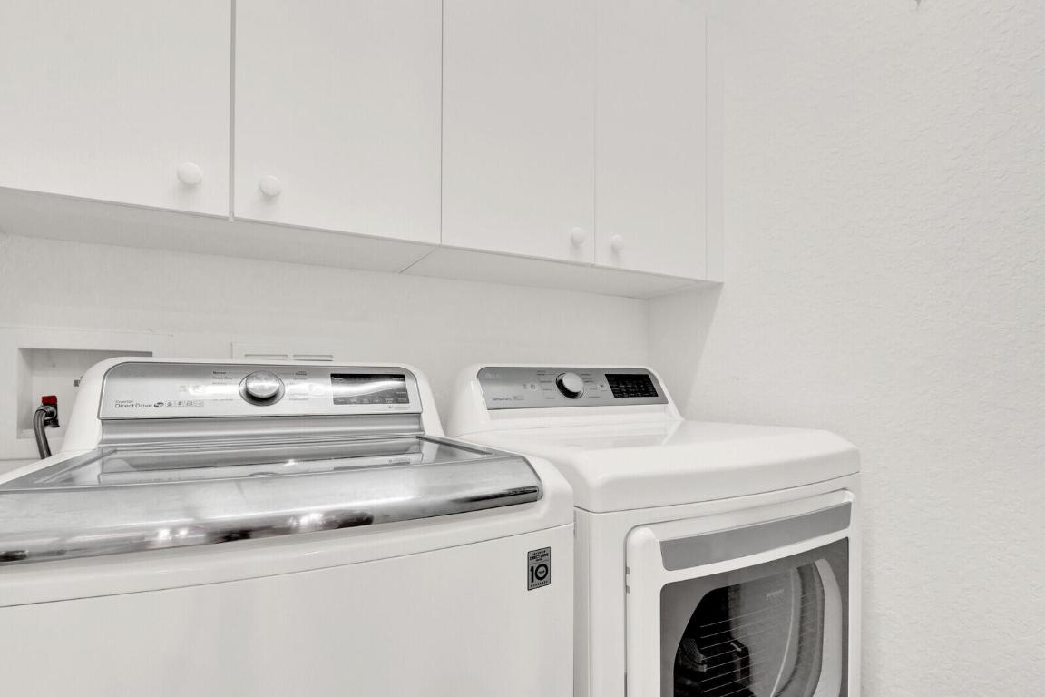 CIELO TOWNHOMES - Residential