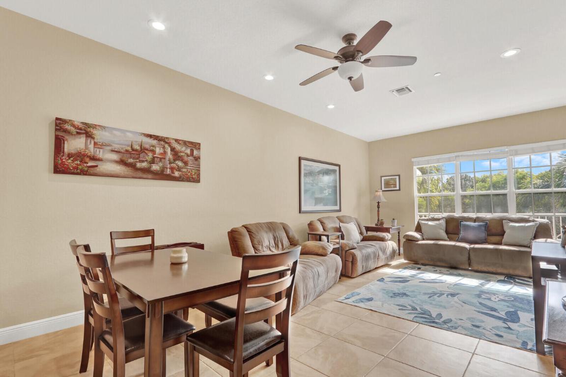 CIELO TOWNHOMES - Residential