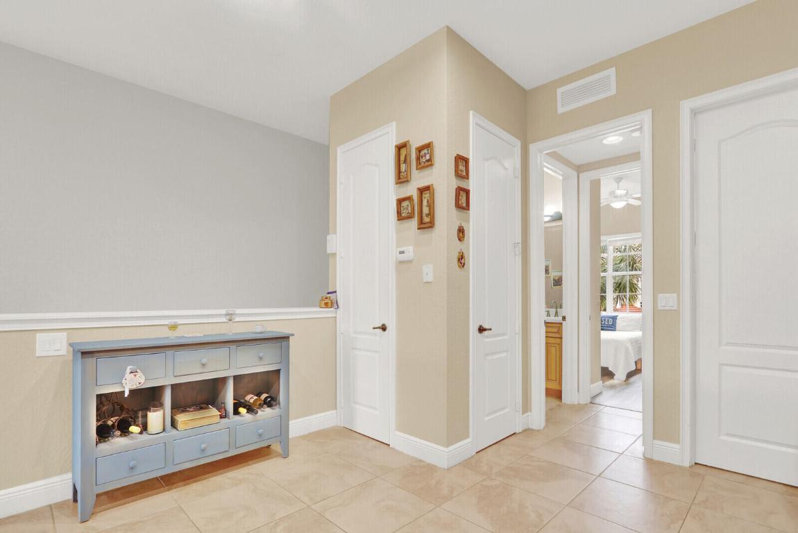 CIELO TOWNHOMES - Residential