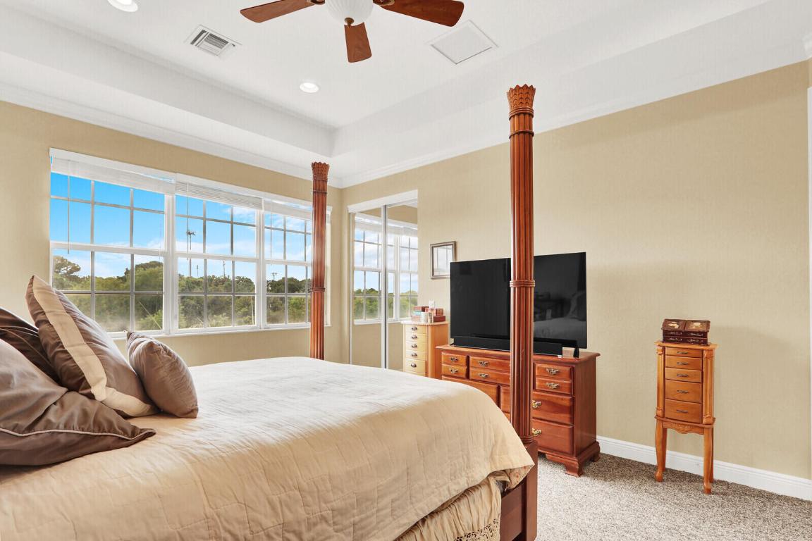 CIELO TOWNHOMES - Residential