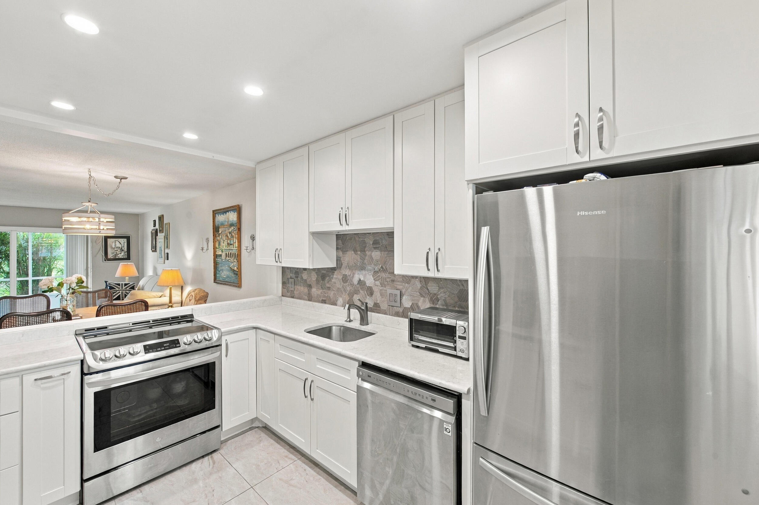 Properties 193 Lake Evelyn Drive