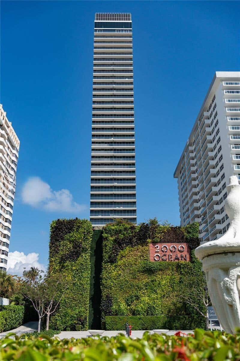 Photo of 2000 S Ocean Drive SE #5a, Hallandale Beach, FL 33009 (MLS # B26047845)