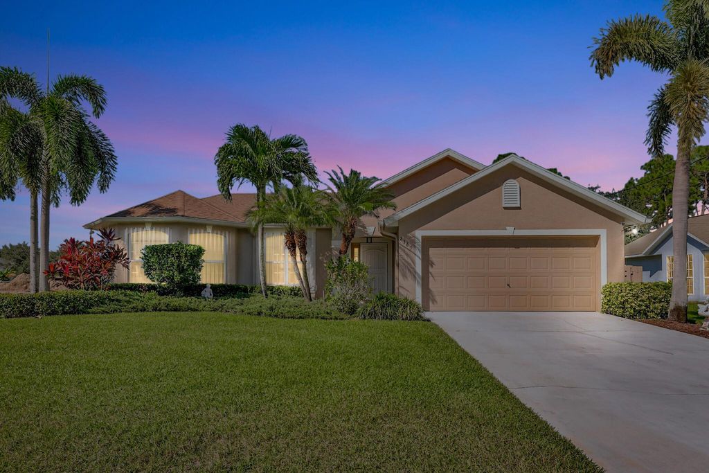 Photo of 2165 SW Alloway Avenue, Port Saint Lucie, FL 34953 (MLS # R10928568)