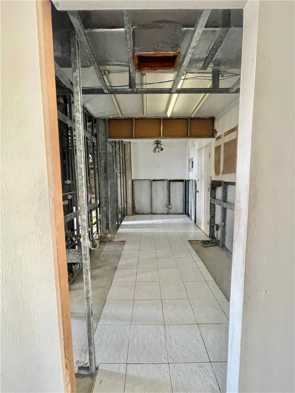 HILLCREST NO 21 CONDO - Residential