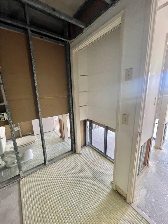 HILLCREST NO 21 CONDO - Residential