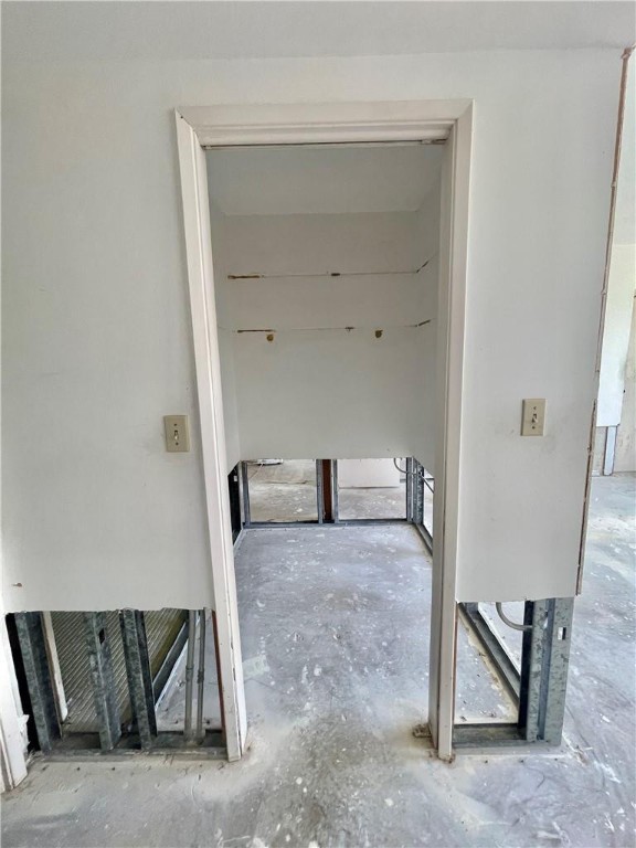 HILLCREST NO 21 CONDO - Residential