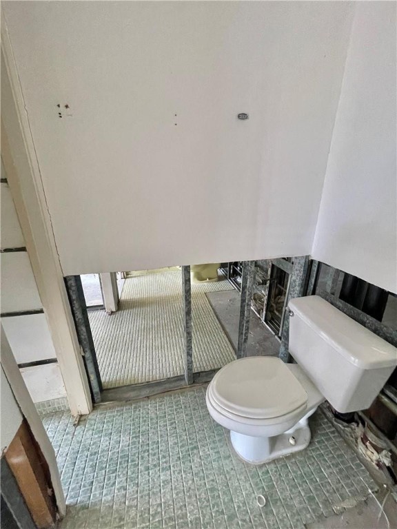 HILLCREST NO 21 CONDO - Residential