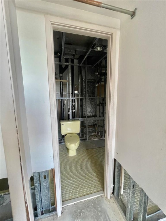 HILLCREST NO 21 CONDO - Residential