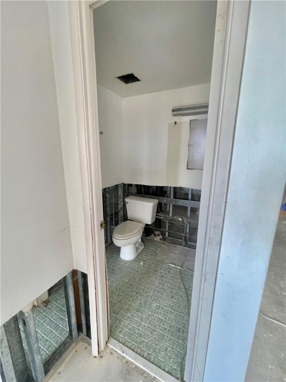HILLCREST NO 21 CONDO - Residential