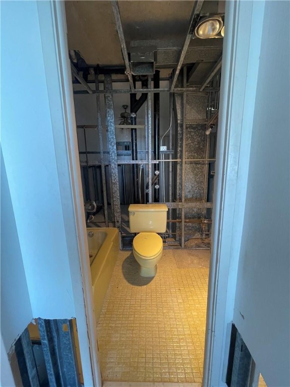 HILLCREST NO 21 CONDO - Residential