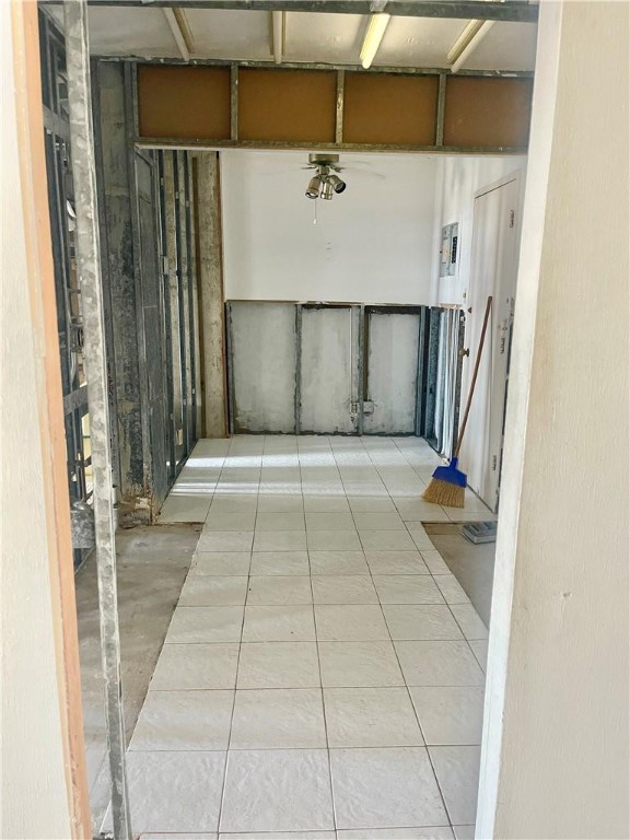 HILLCREST NO 21 CONDO - Residential