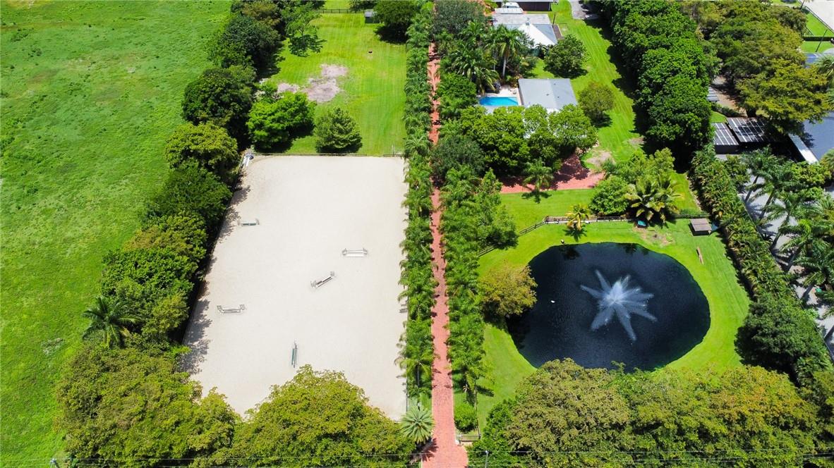 SUNSHINE RANCHES - Residential