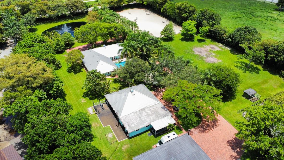 SUNSHINE RANCHES - Residential