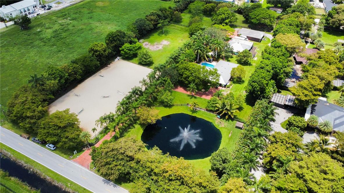 SUNSHINE RANCHES - Residential