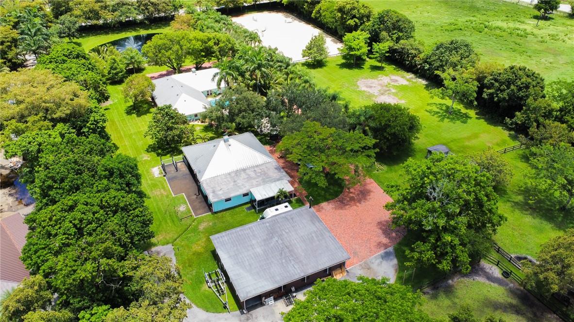 SUNSHINE RANCHES - Residential