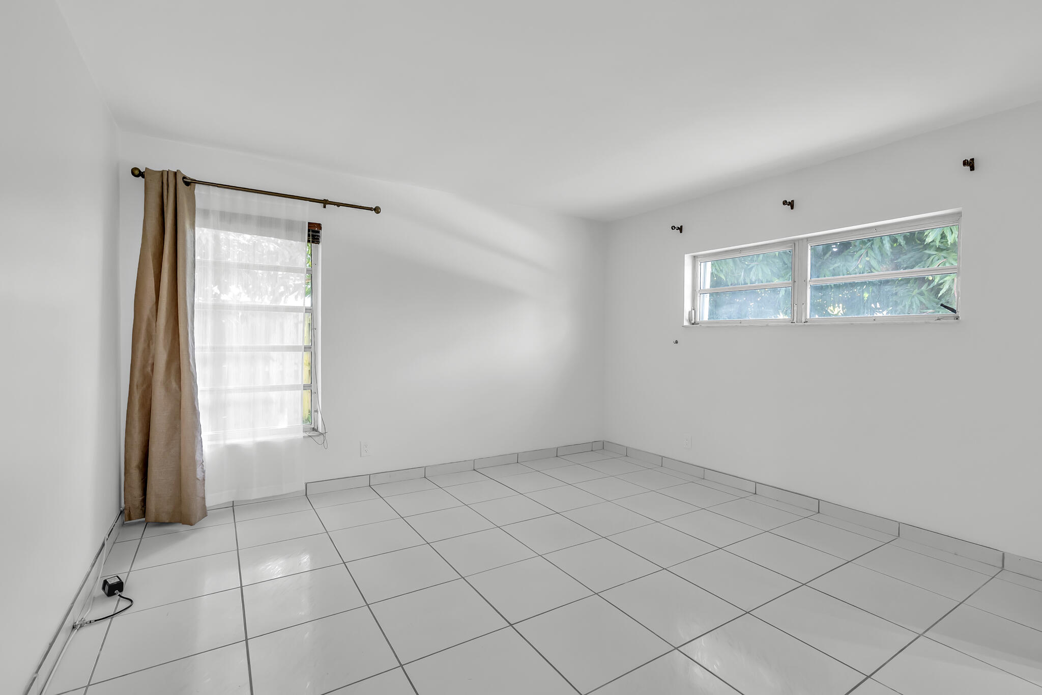 CORAL GATE SEC 1 - Residential