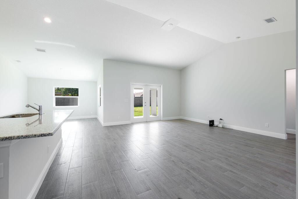 PORT ST LUCIE SECTION 35 - Residential