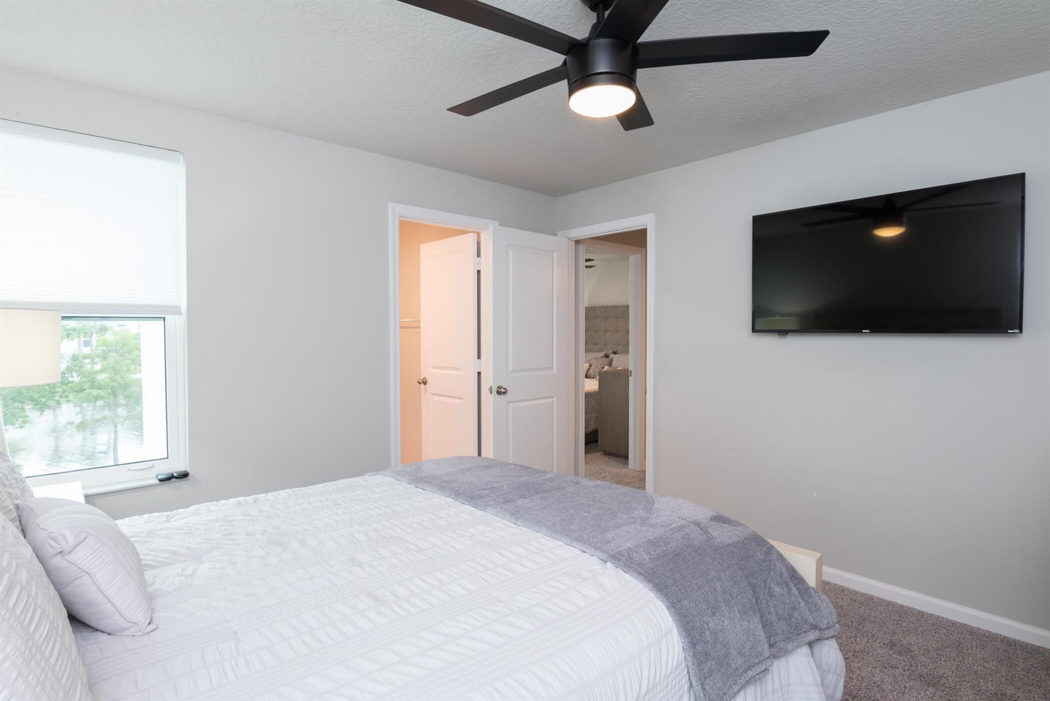 TRILLIUM - Residential