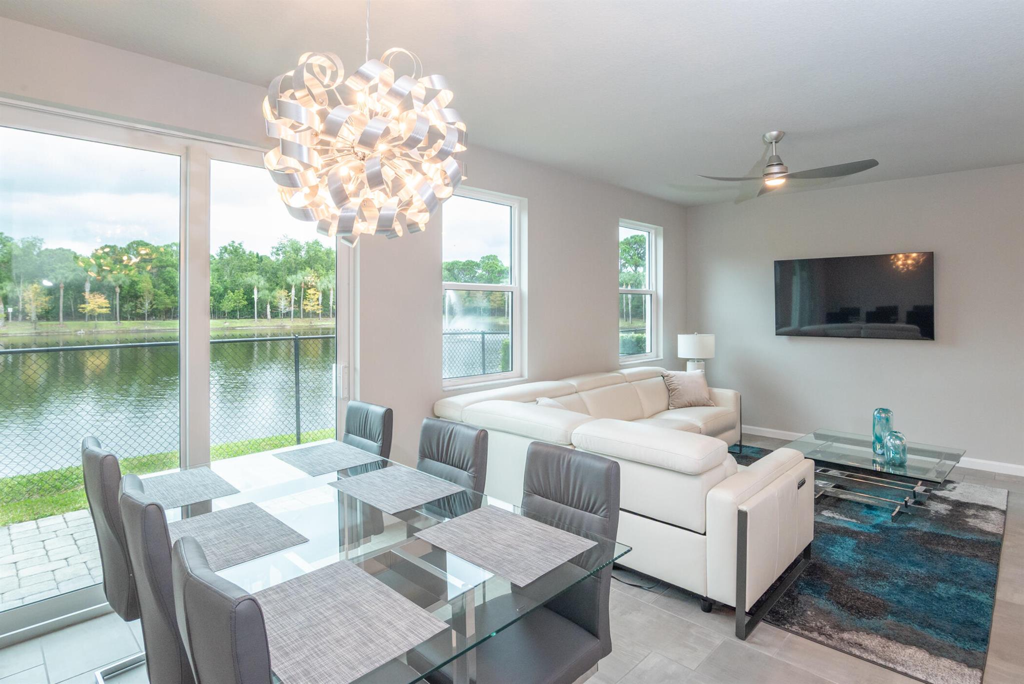 TRILLIUM - Residential