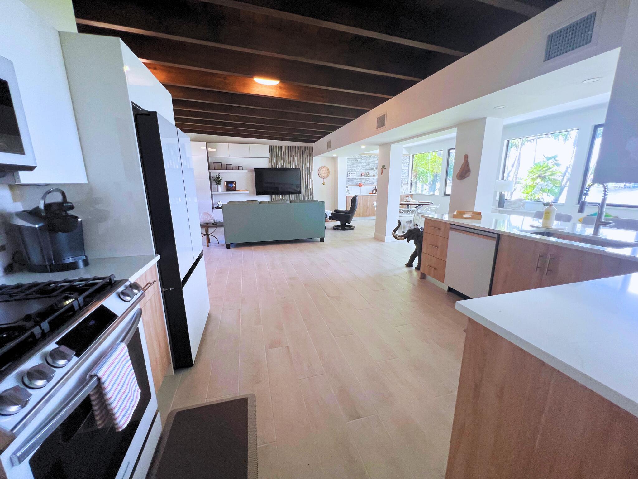 LAKE CLARKE ISLE IN - Residential Lease