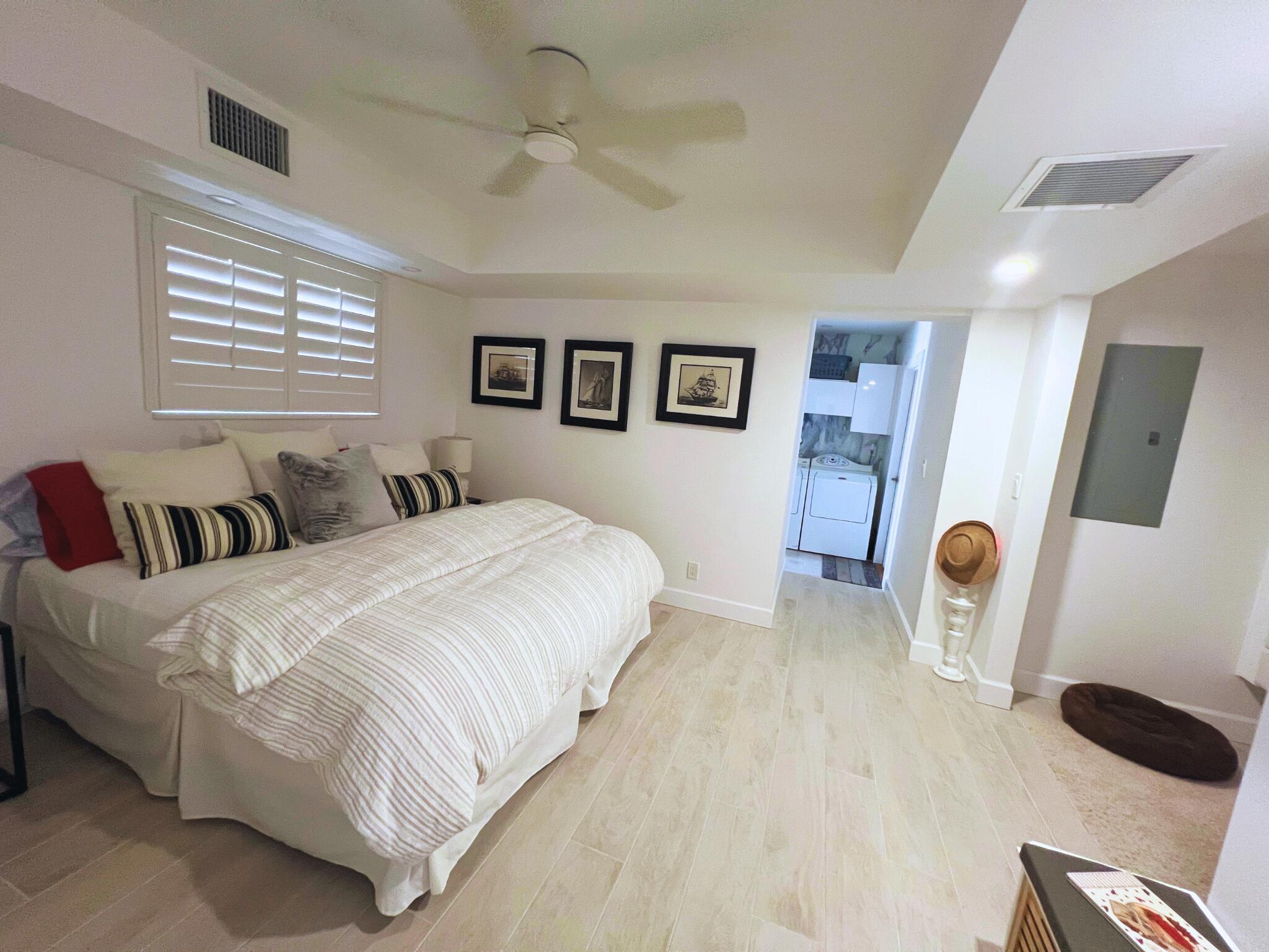 LAKE CLARKE ISLE IN - Residential Lease