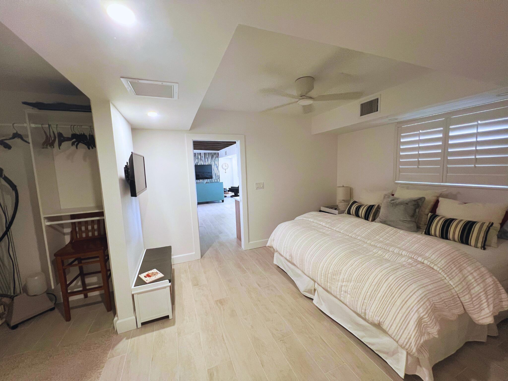 LAKE CLARKE ISLE IN - Residential Lease