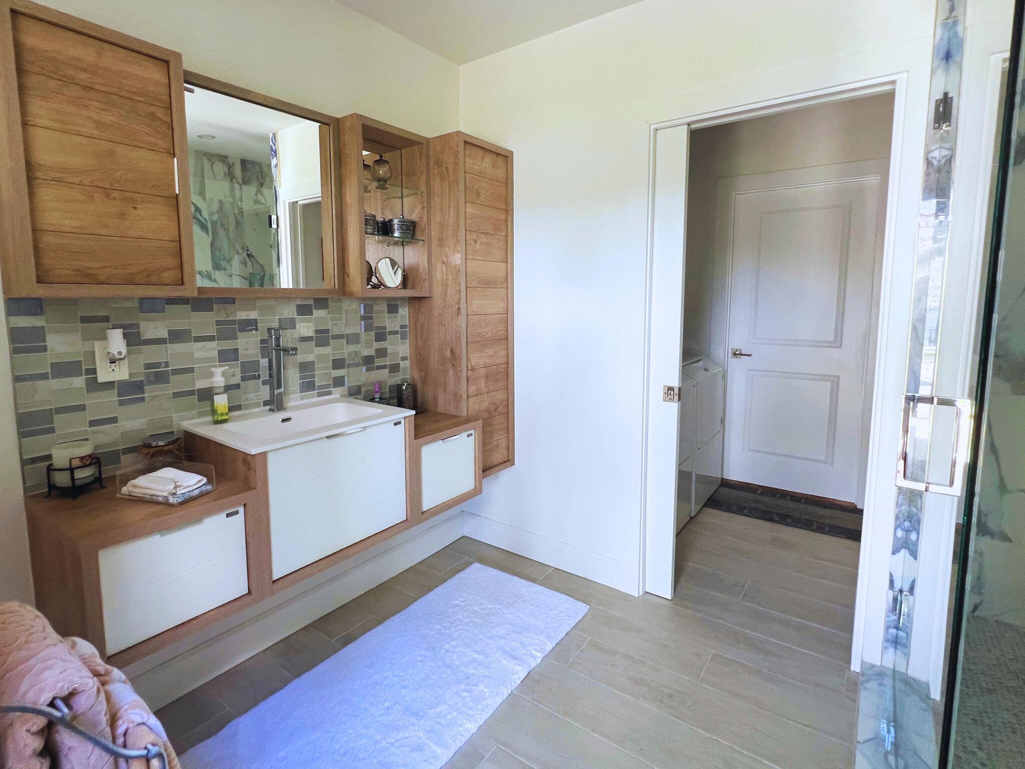 LAKE CLARKE ISLE IN - Residential Lease