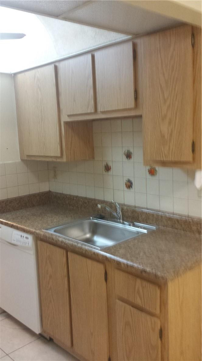 8450 Lagos De Campo Boulevard 201