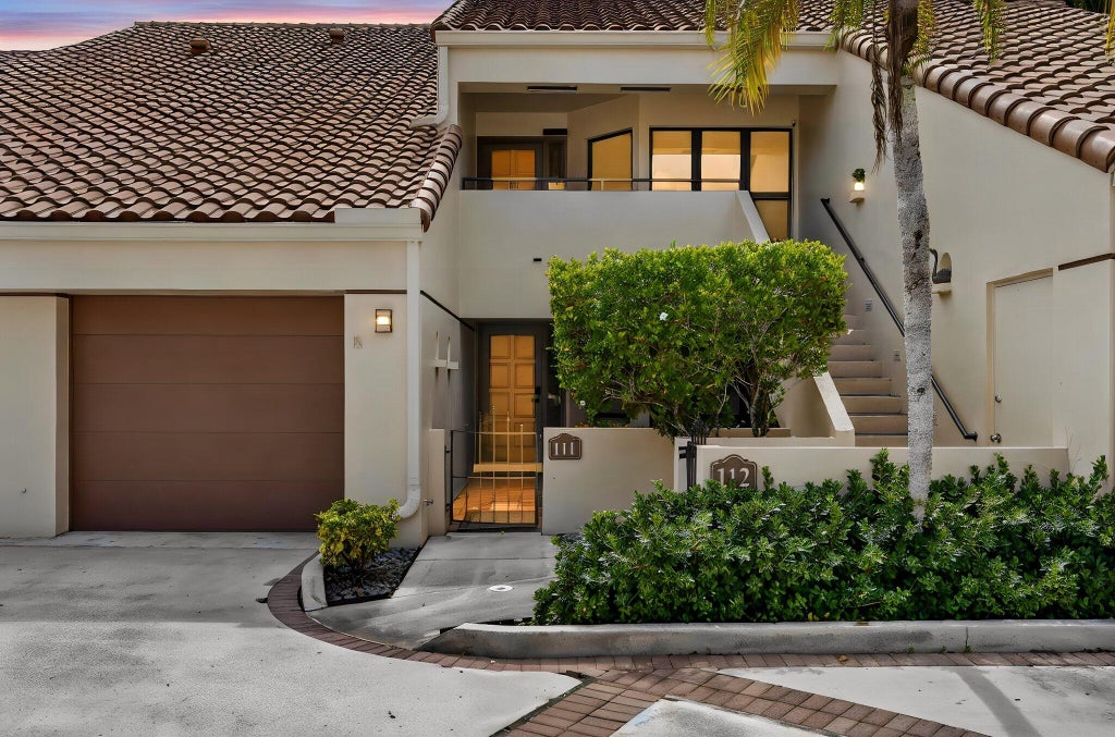 Photo of 111 Waterview Drive #111, Palm Beach Gardens, FL 33418 (MLS # B26049677)