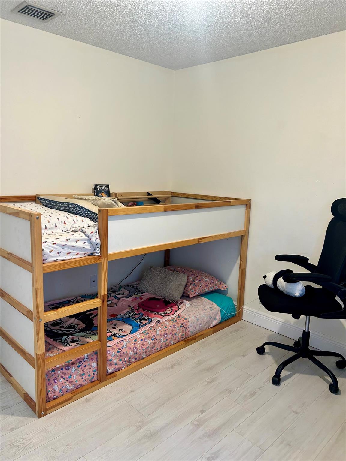 Sector 2-Parcels 21a, 25, - Residential Lease