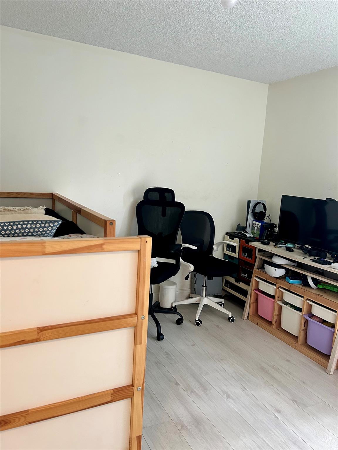 Sector 2-Parcels 21a, 25, - Residential Lease