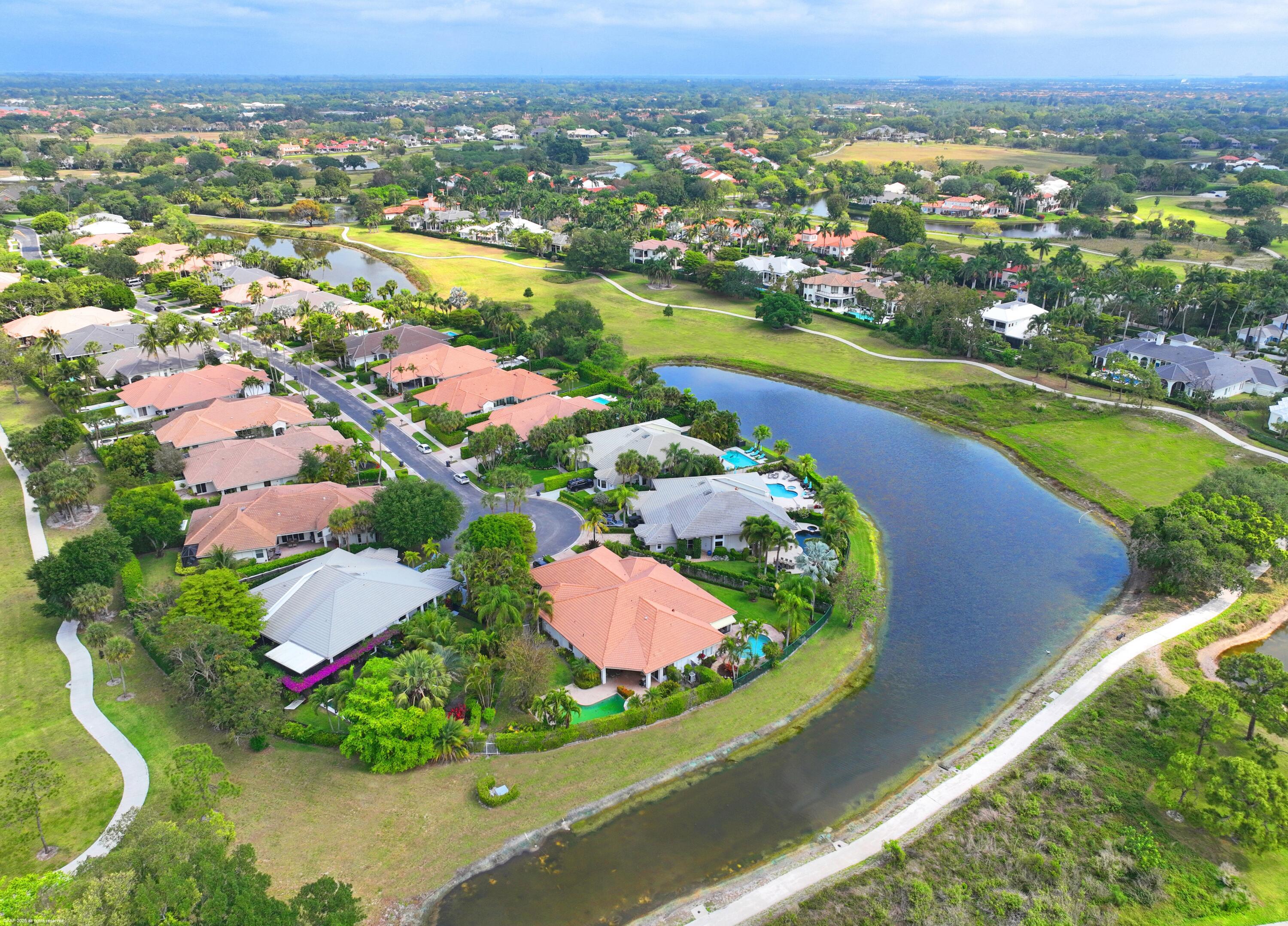 SHADY OAKS OF PALM BEACH POLO & COUNTRY - Residential