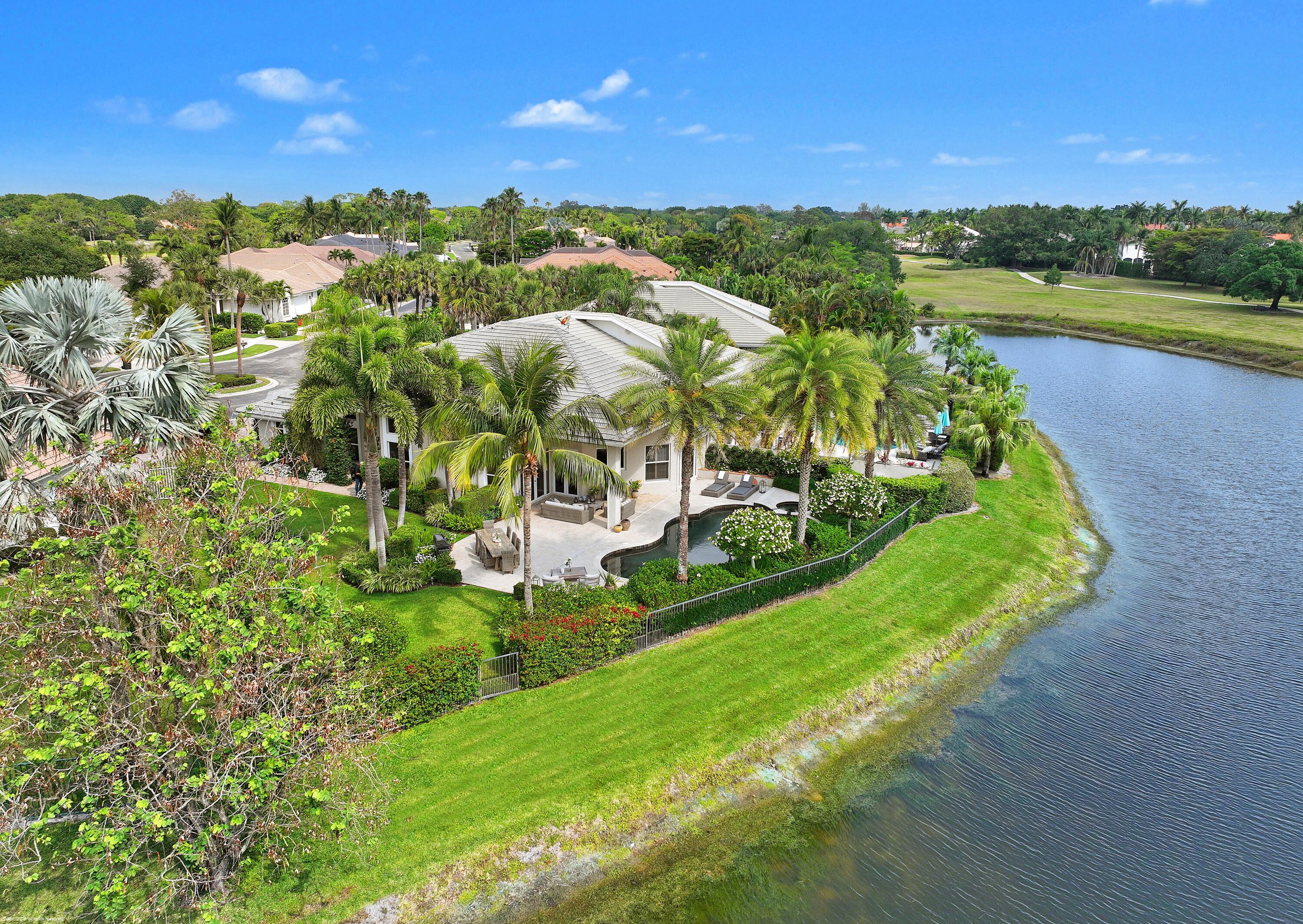 SHADY OAKS OF PALM BEACH POLO & COUNTRY - Residential