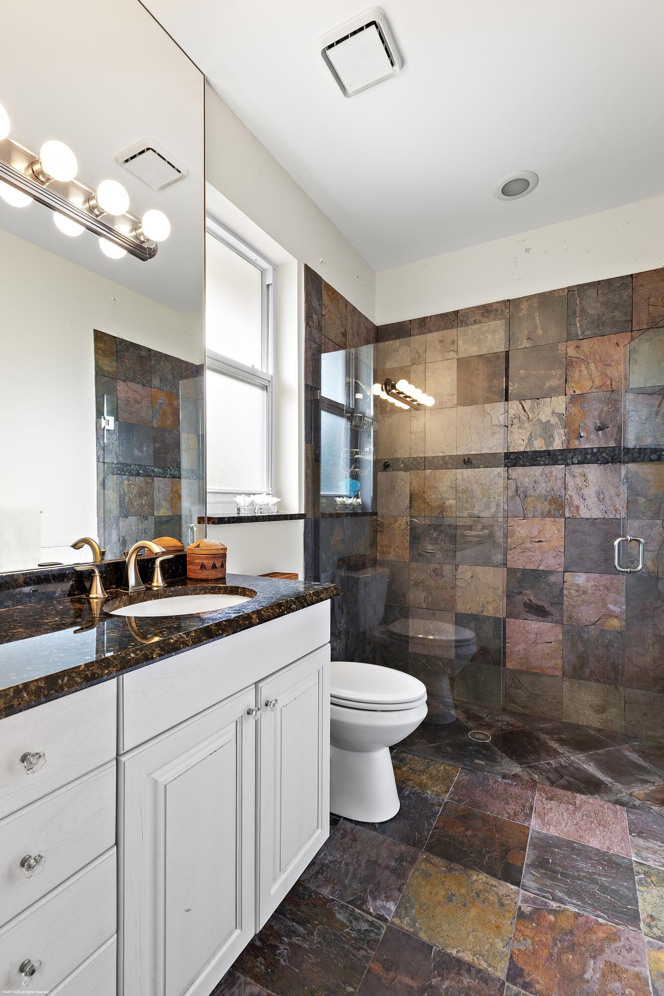 SHADY OAKS OF PALM BEACH POLO & COUNTRY - Residential