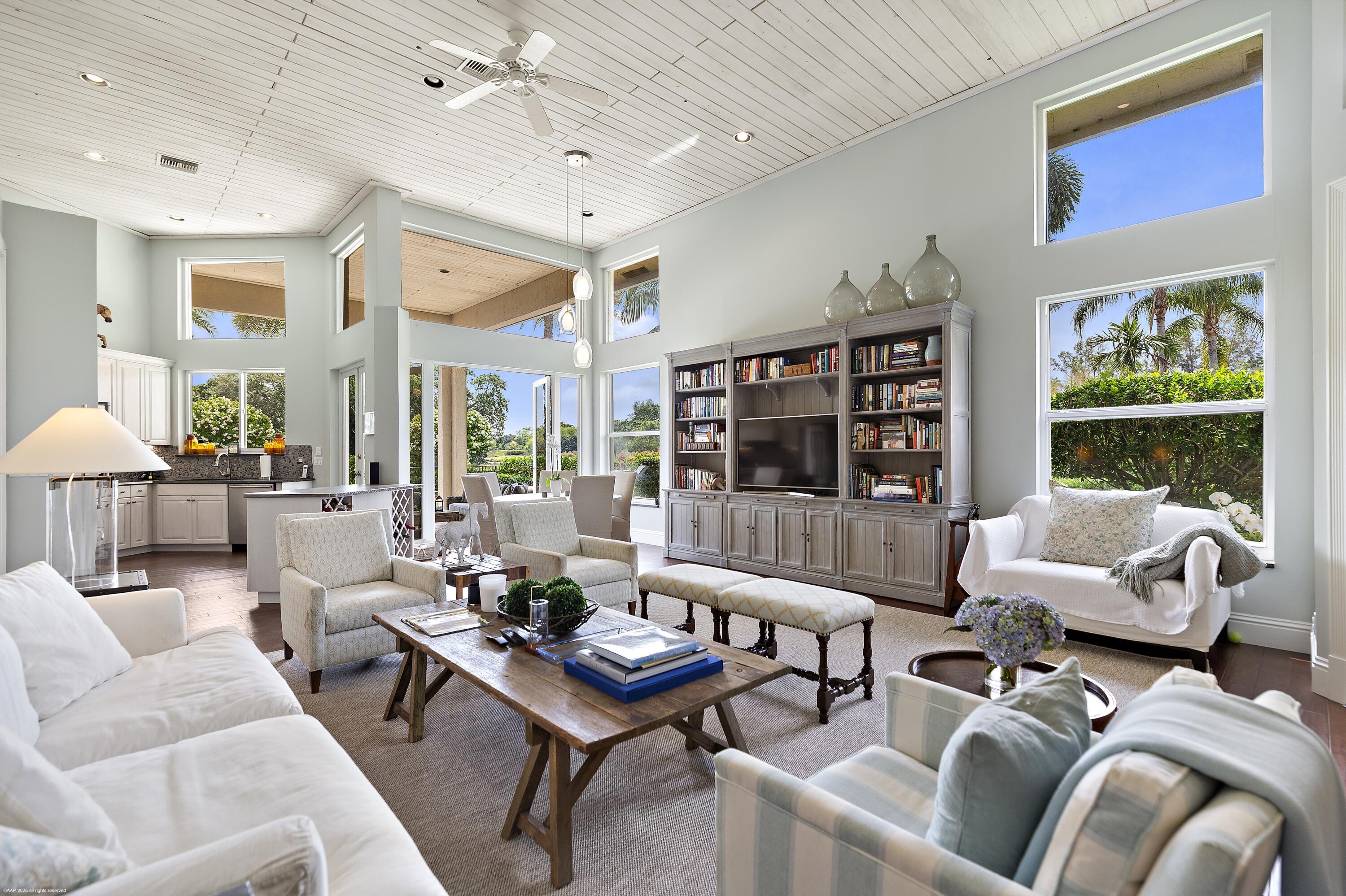 SHADY OAKS OF PALM BEACH POLO & COUNTRY - Residential