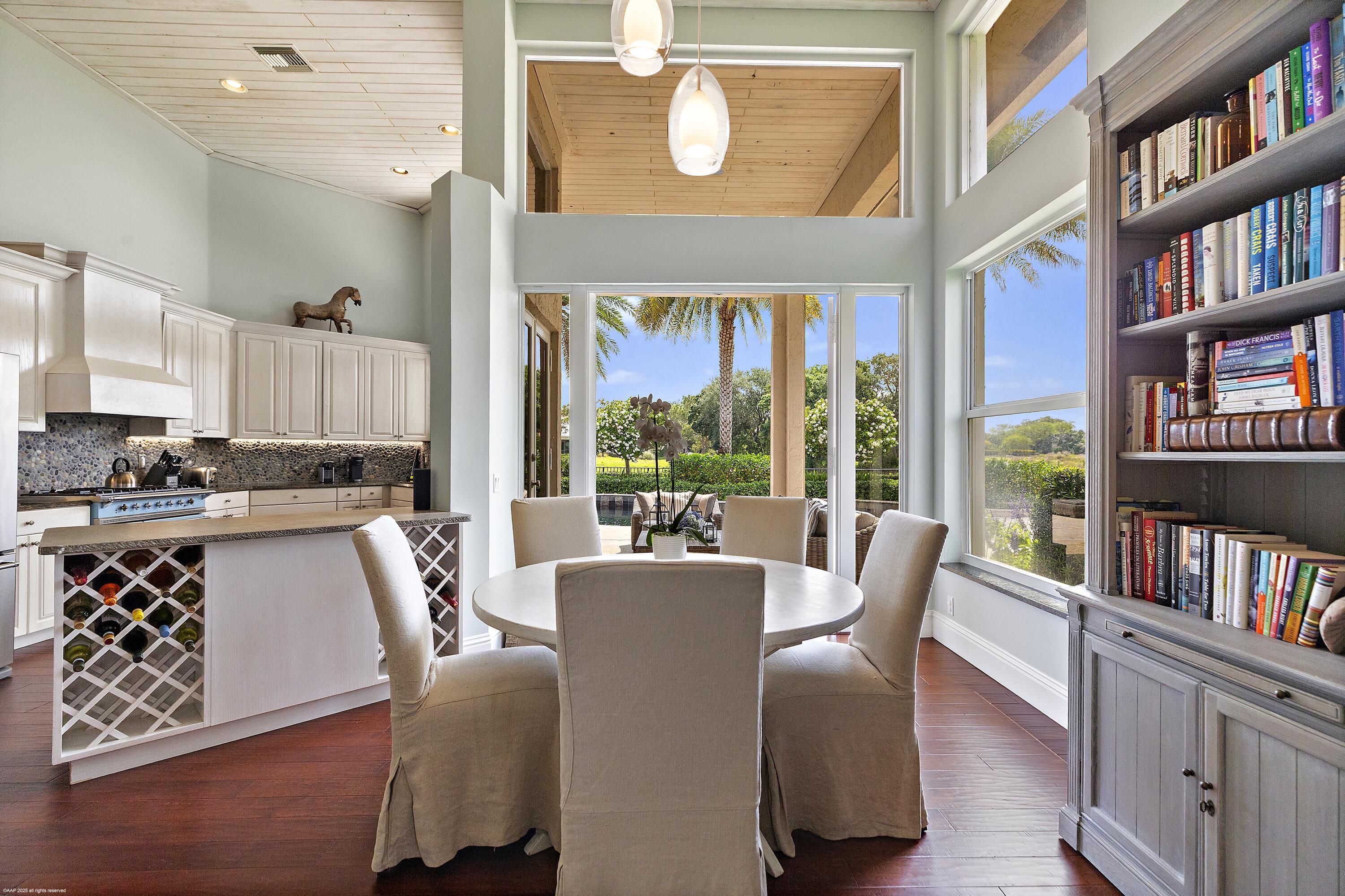 SHADY OAKS OF PALM BEACH POLO & COUNTRY - Residential