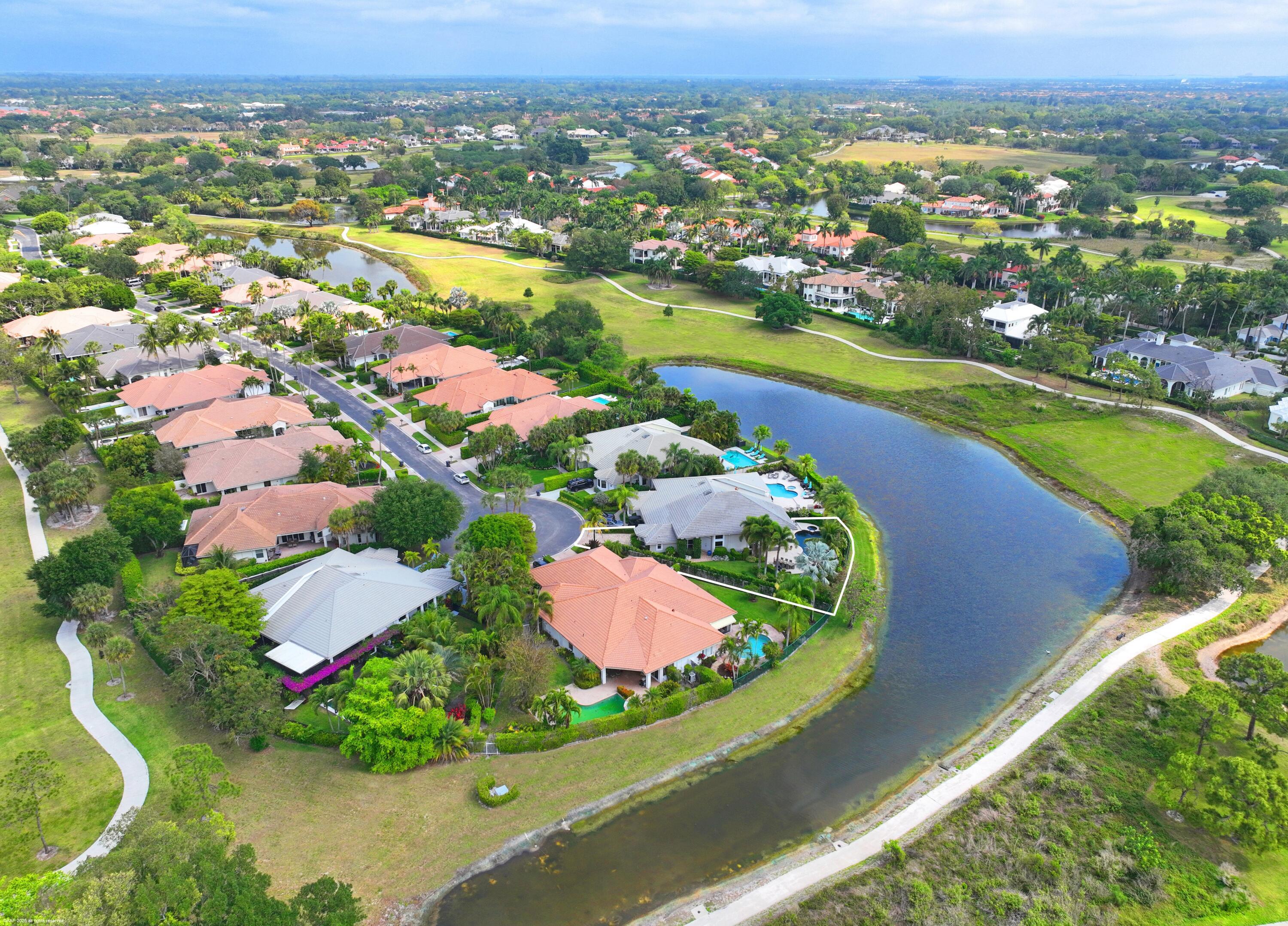 SHADY OAKS OF PALM BEACH POLO & COUNTRY - Residential