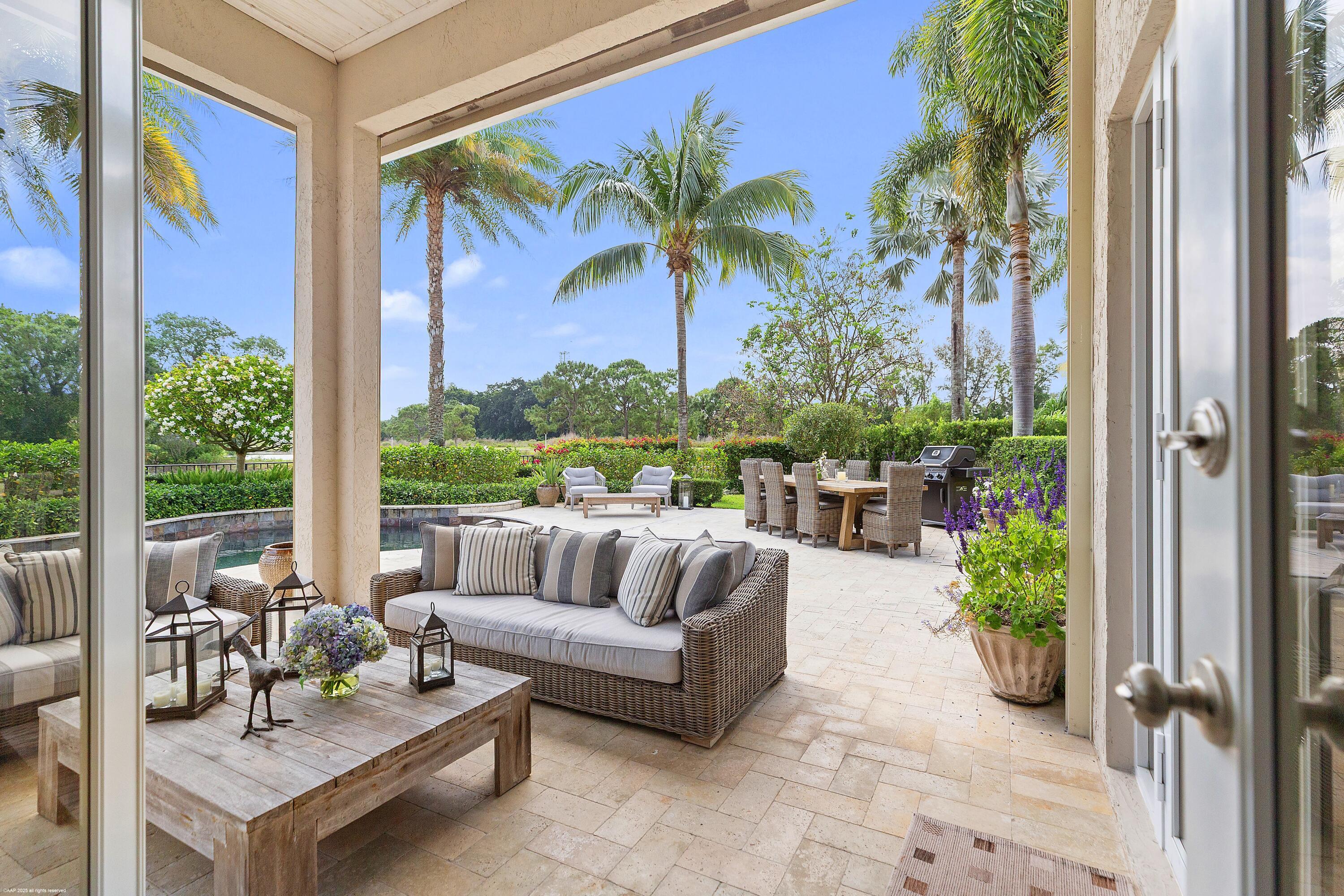 SHADY OAKS OF PALM BEACH POLO & COUNTRY - Residential