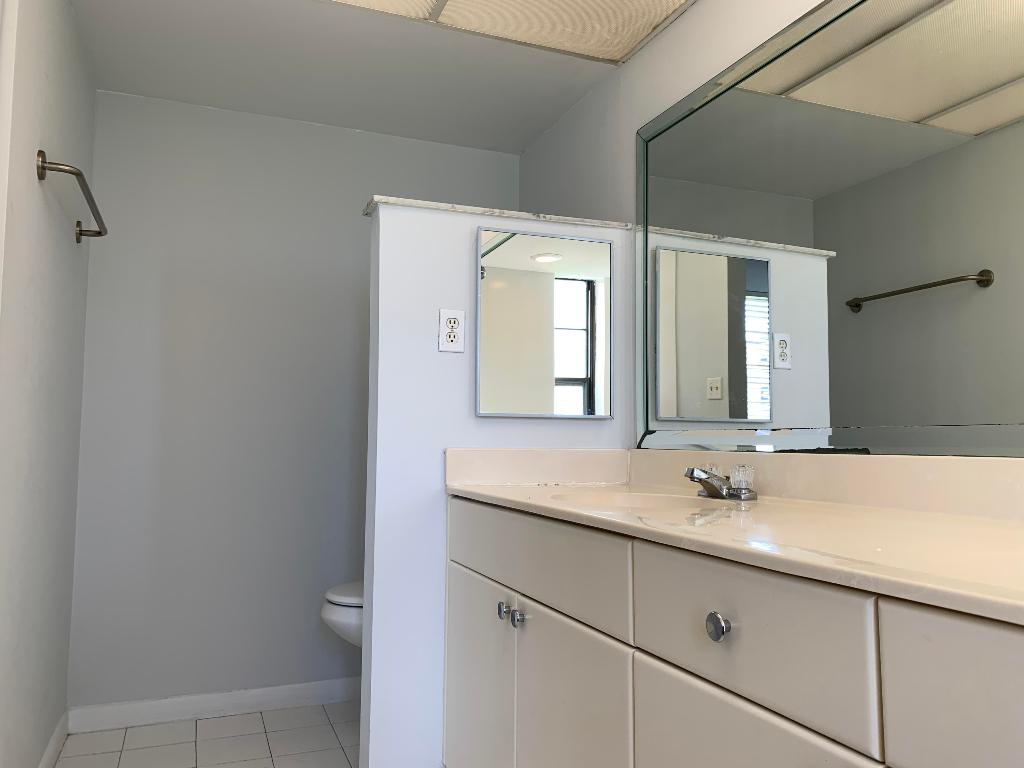 ISLE OF SANDALFOOT CONDO - Residential Lease